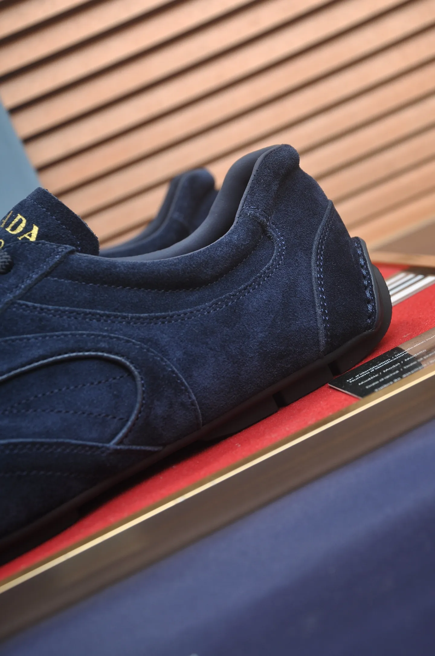 Men's shoes 💰560💶【PRADA】Prada casual shoes for couples, originally developed 1:1, made of high-mercerized cowhide with imported cowhide, silk sheepskin lining, rubber outsole, comfortable and soft on the feet, size for women: 35 to 40. Male 38 to 48💰🔥🔥🔥🔥🔥